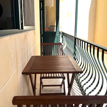 Gozo Cozy Appartment Għajnsielem