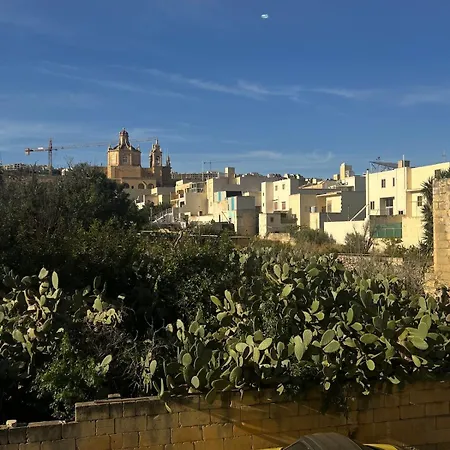 Gozo Cozy Appartment * Għajnsielem